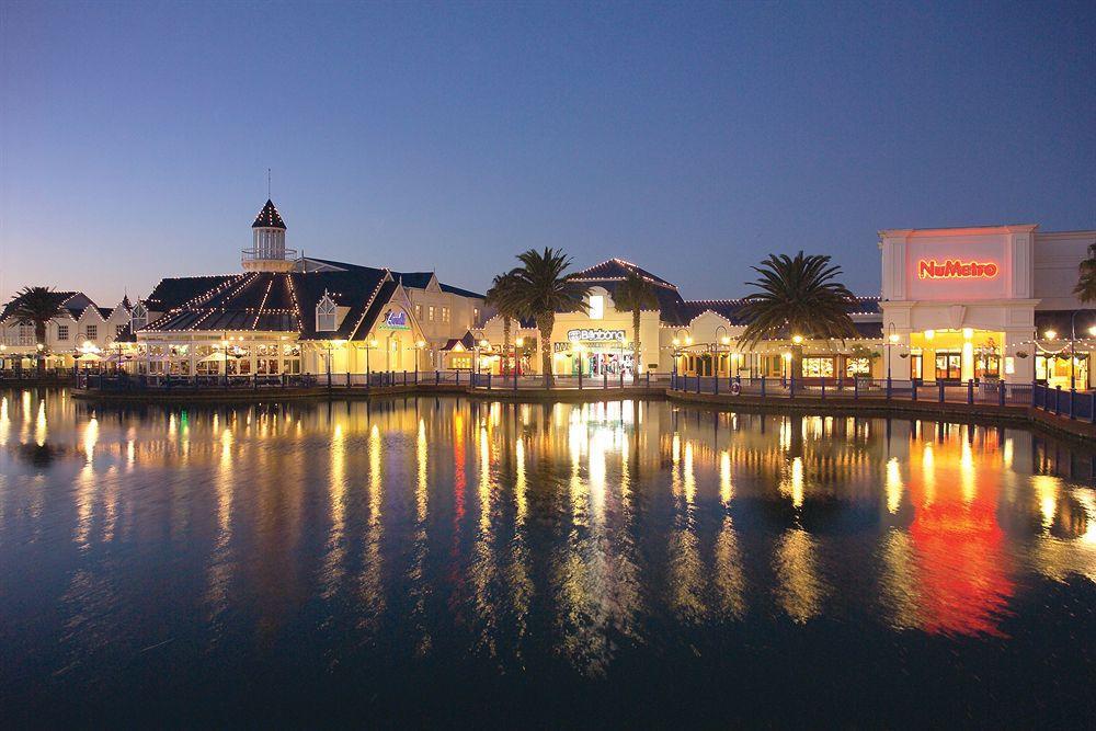 The Boardwalk Hotel, Convention Centre & Spa Port Elizabeth Restaurant foto